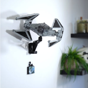 Supporto a parete regolabile per UCS Tie Interceptor