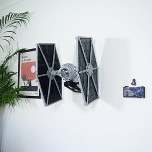 Supporto da parete per UCS Tie Fighter 75095