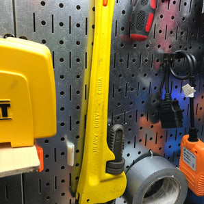 Ganci avanzati per pannelli forati Wall Control v2