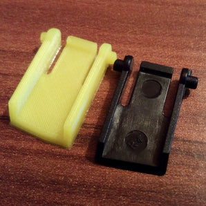 Sostituzione clip piedino tastiera Logitech G11