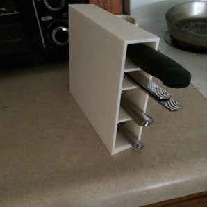 Organizzatore verticale per posate