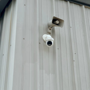 Robusto supporto per telecamera PTZ per edifici in metallo