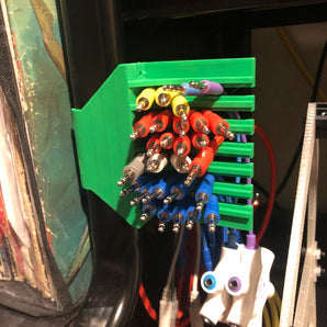 Organizzatore di cavi Fredde per scrivanie