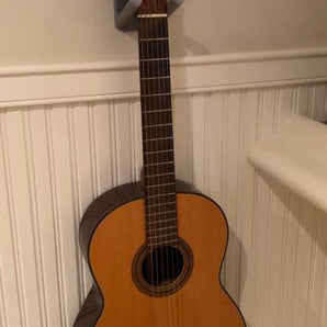 Supporto da parete per chitarra classica