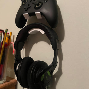 Montaggio a parete per controller Xbox e cuffie