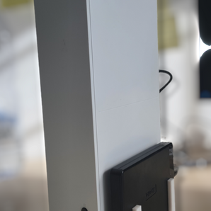 Supporto per Xbox Series S con spazio per hard disk esterno