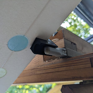 Supporto angolare Velux per finestre da tetto